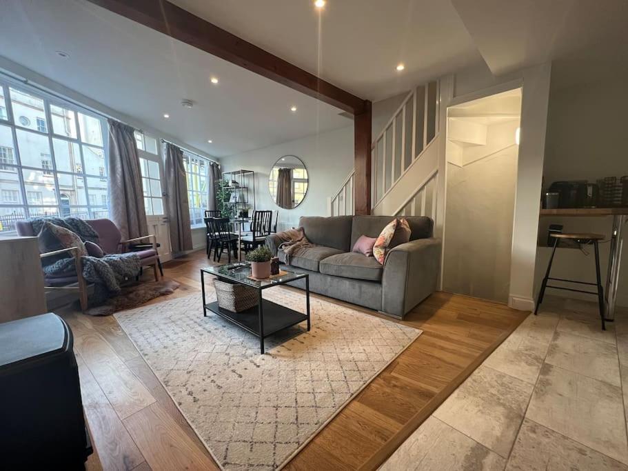 Quirky 3 Bedroom Town House In Clifton, 브리스틀 외부 사진