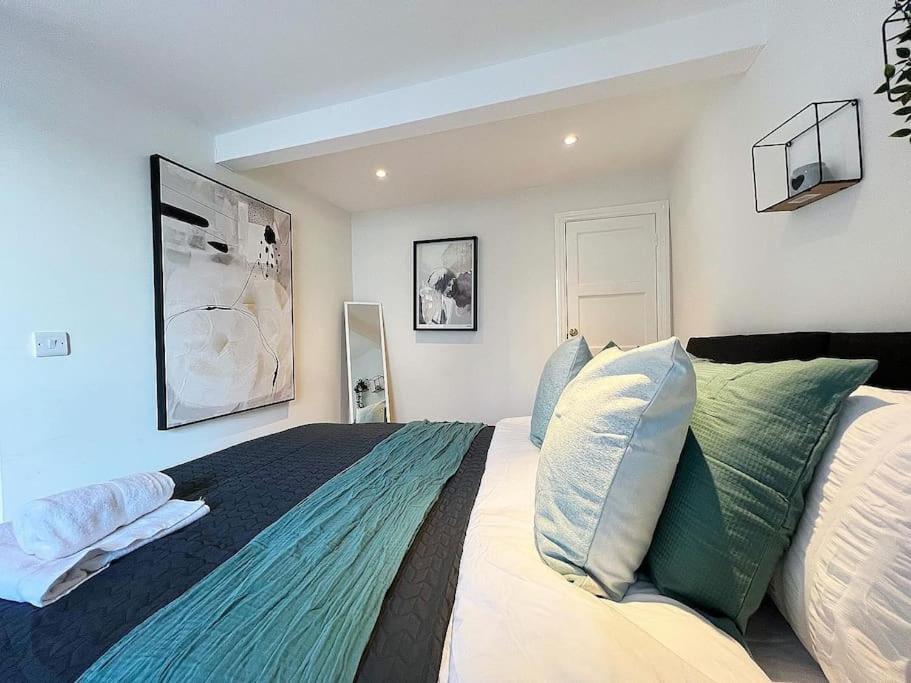 Quirky 3 Bedroom Town House In Clifton, 브리스틀 외부 사진
